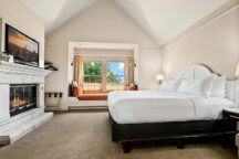 saratoga inn3 1 216x144