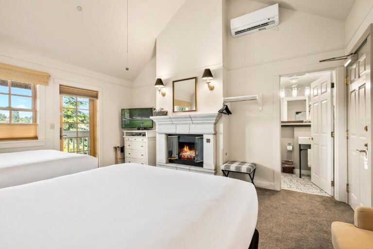 saratoga inn4 1 768x512