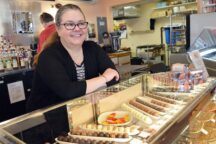 sweet monas7 216x144