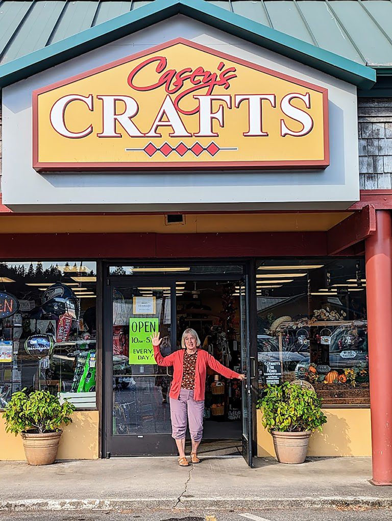 caseys crafts12 768x1021